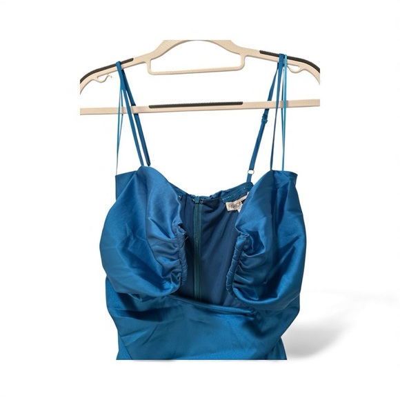 Fashion Nova Blue ruched  Dress w/open v chest - Picture 3 of 4